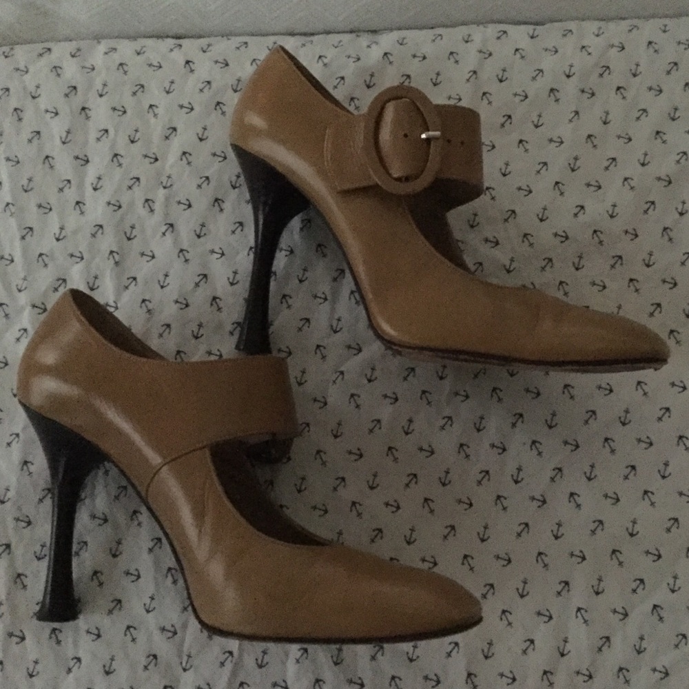 CHARLES JOURDAN SHOES